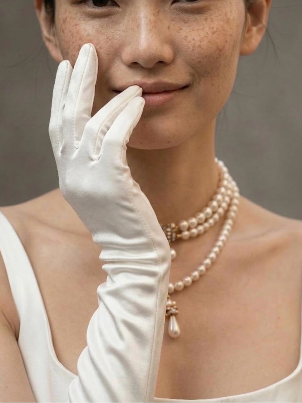 Elegant White Satin Long Gloves